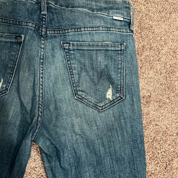 Mother “The Looker” Ripped Jeans - Picture 5 of 5